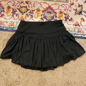 Athletic skirt size small